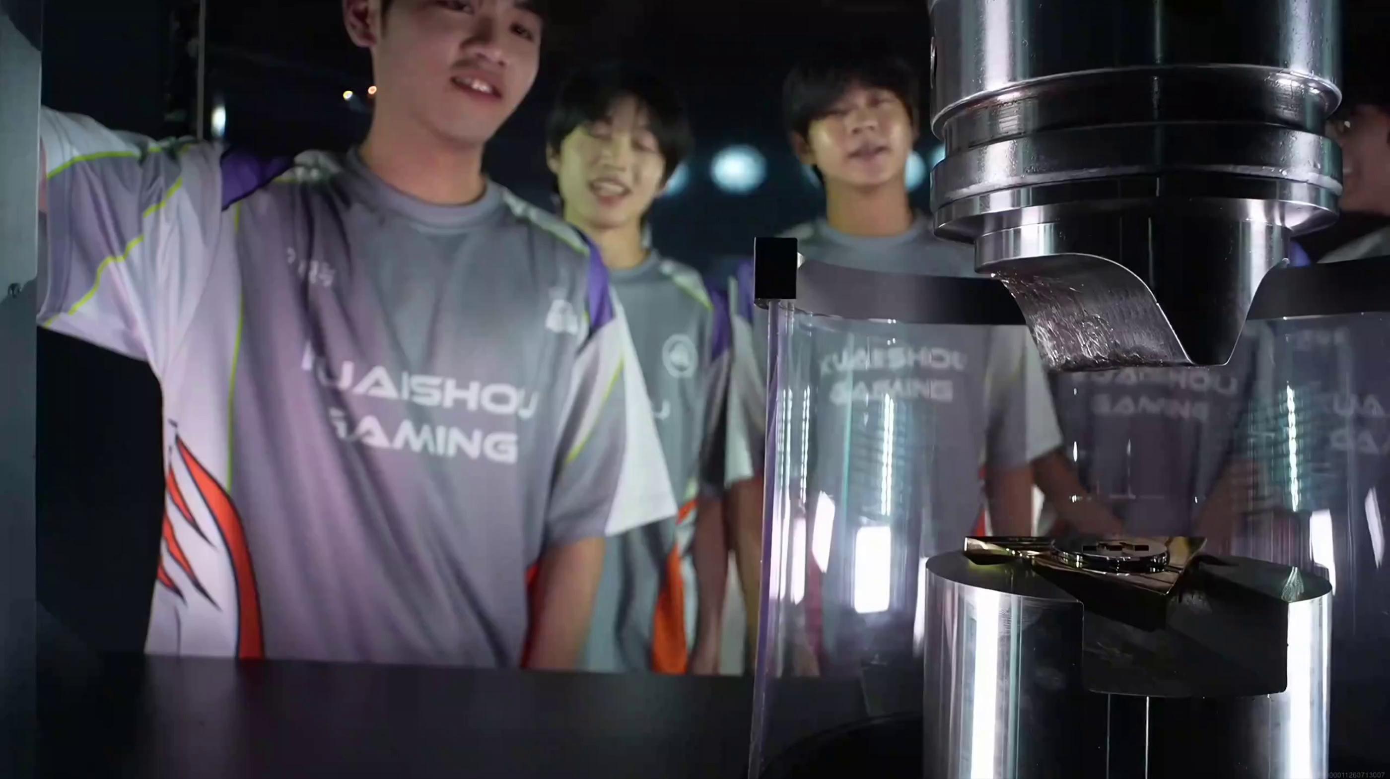 video-poster