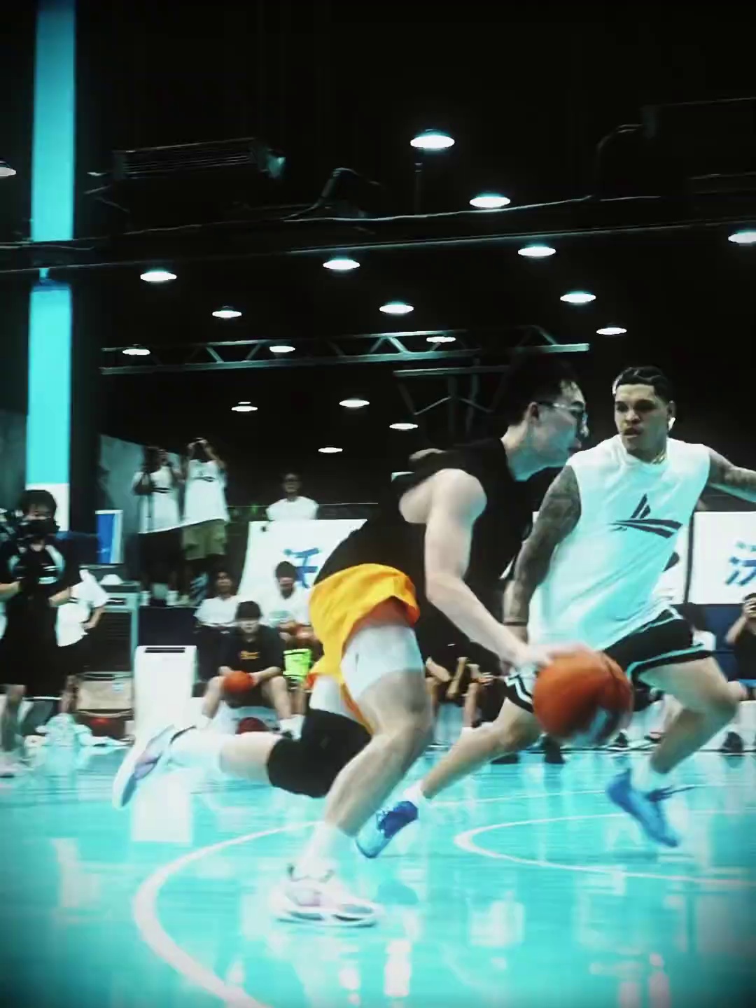 video-poster