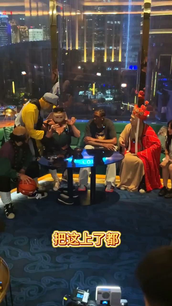 video-poster
