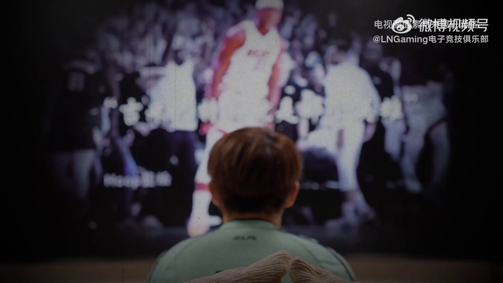 video-poster
