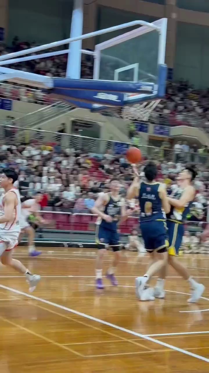 video-poster