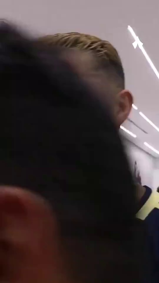 video-poster