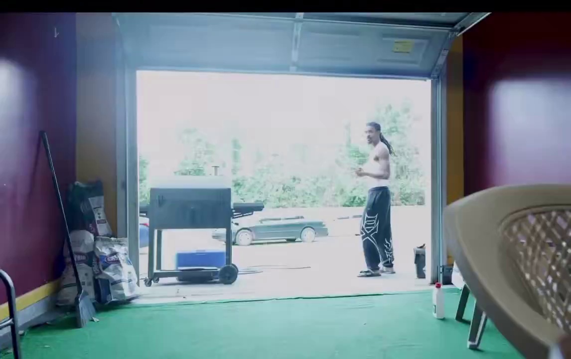 video-poster