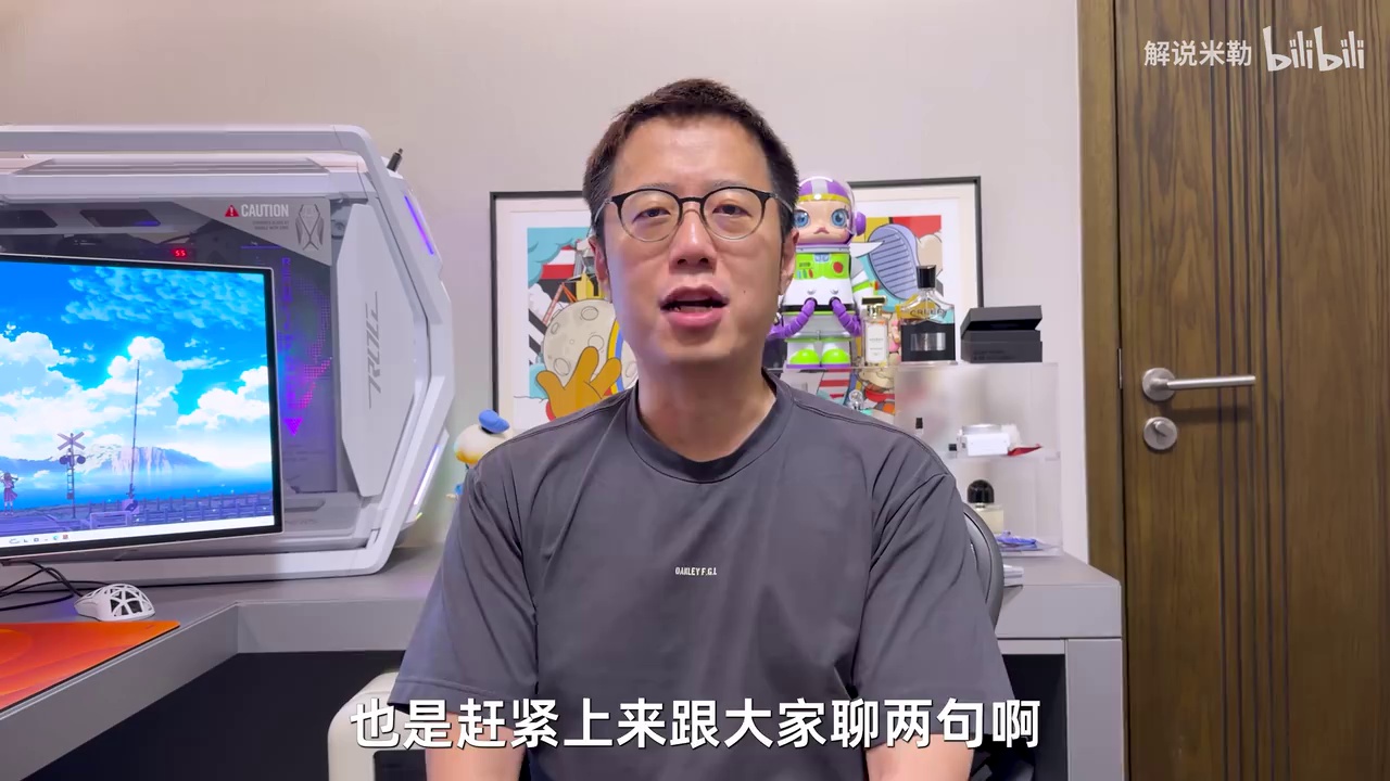 video-poster