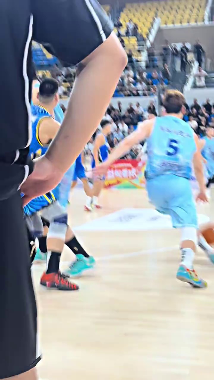 video-poster