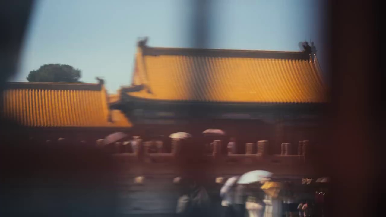 video-poster