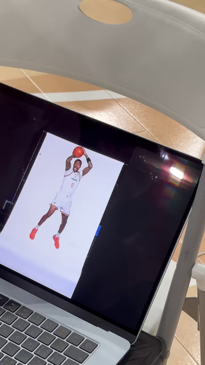 video-poster
