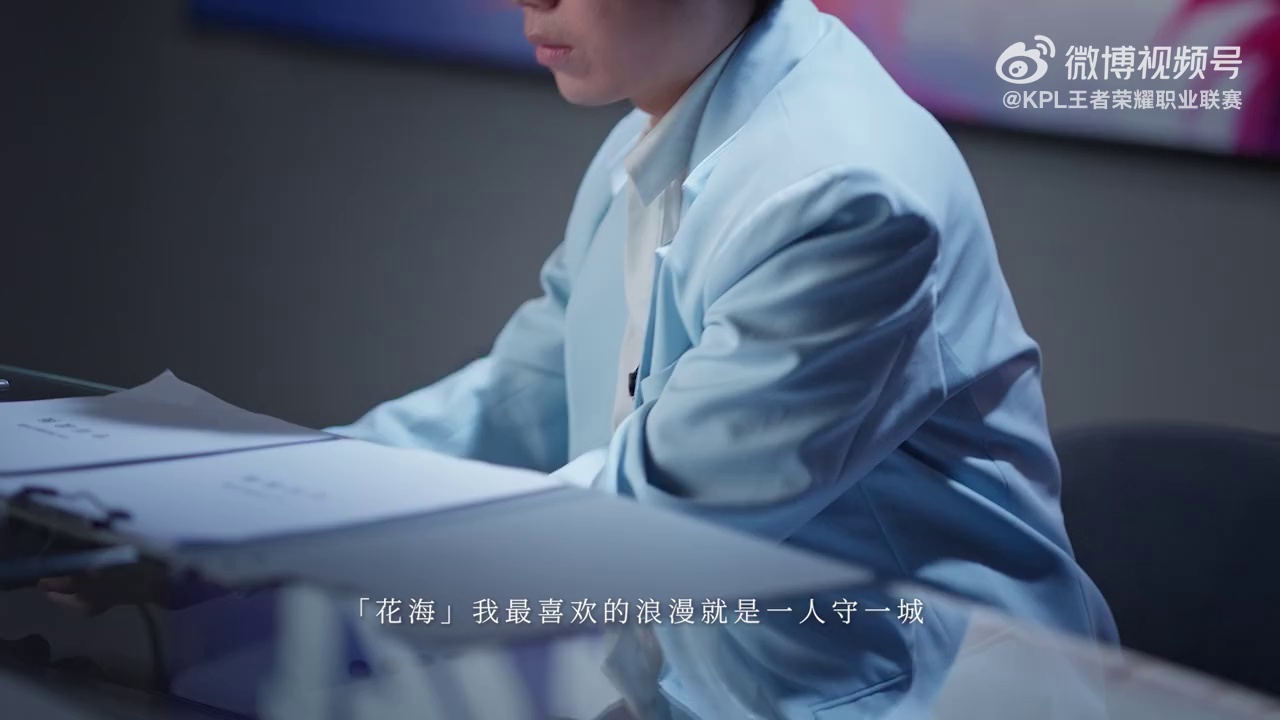video-poster
