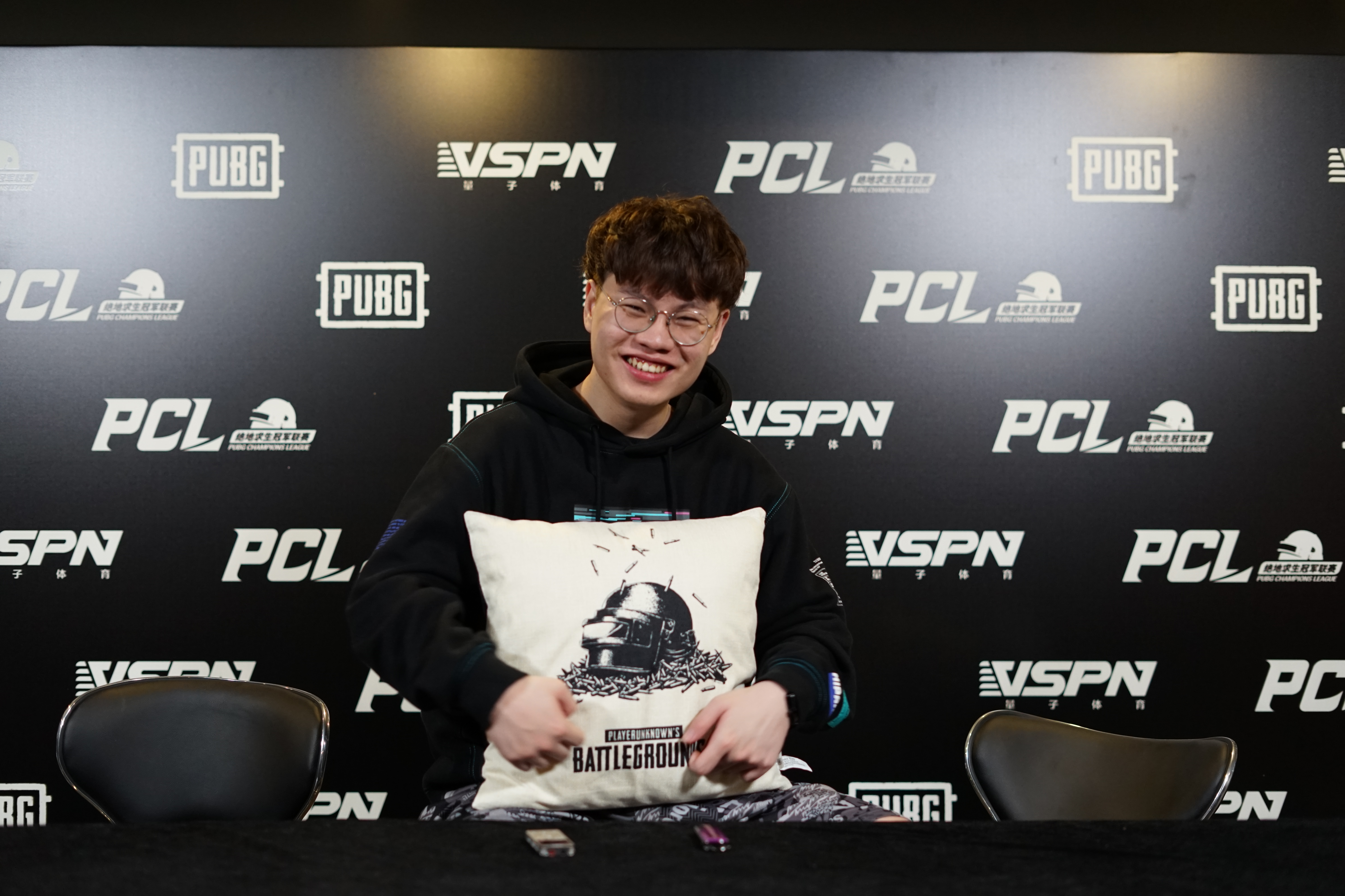 专访pcl新人解说小贤以梦为马不负韶华