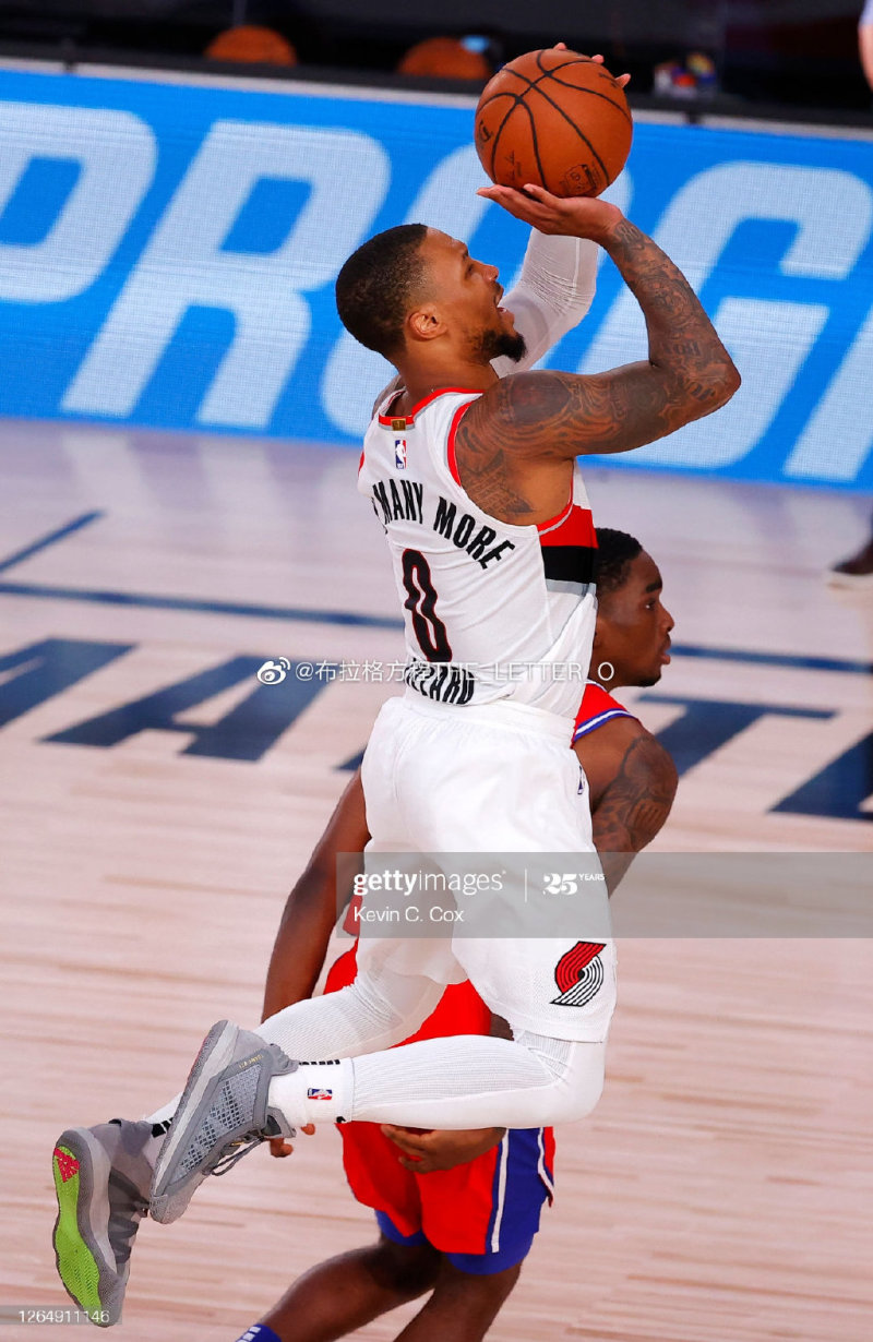 关于利拉德球鞋】利拉德6皮质 dame 6 leather 61分 goodbye okc配色