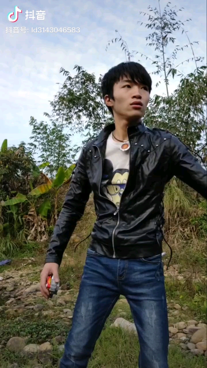 video-poster