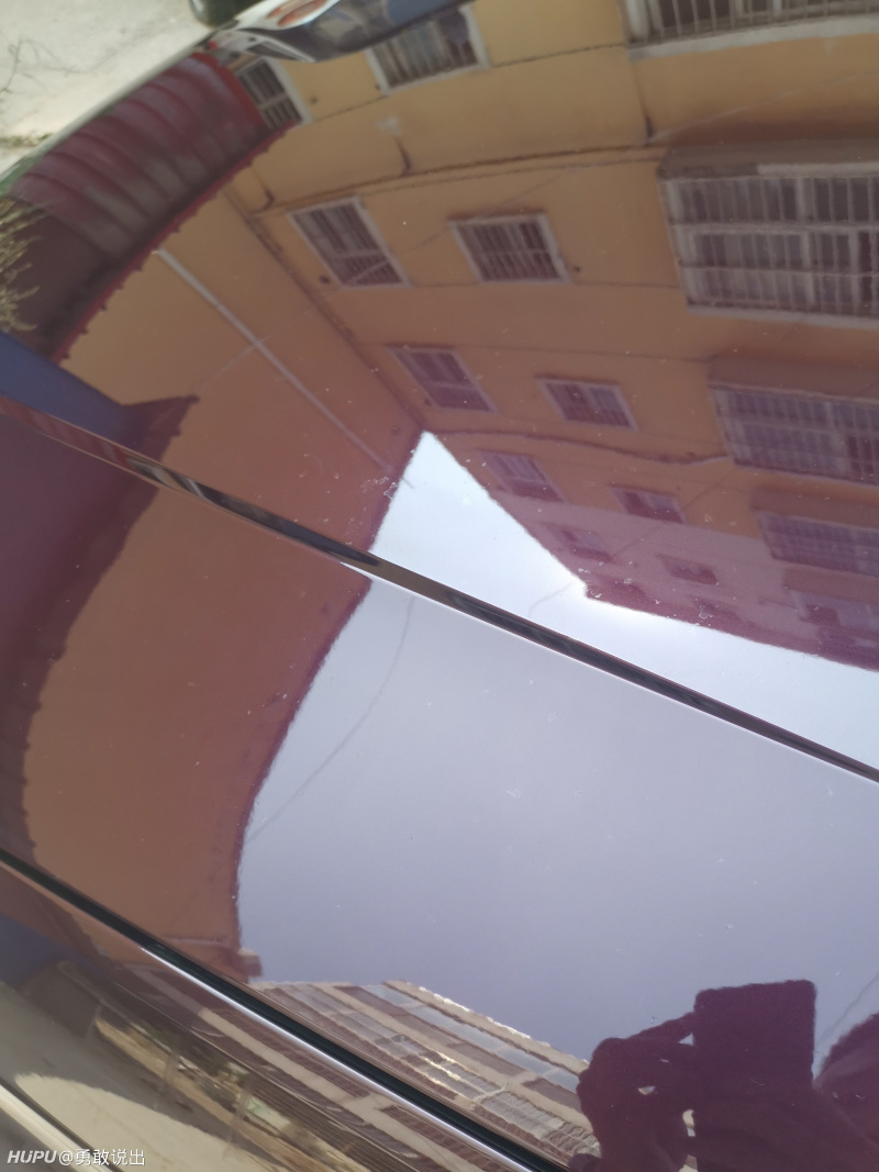 老哥们,车上滴的树胶怎么去除啊?