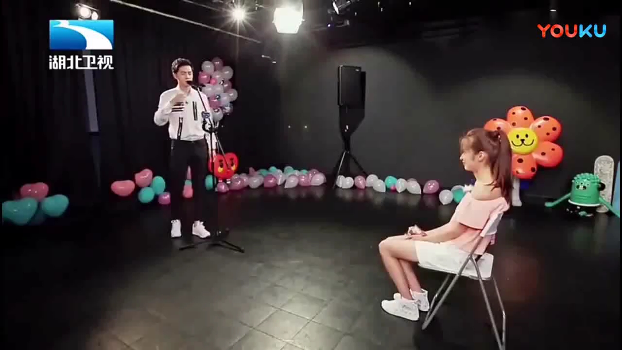 video-poster