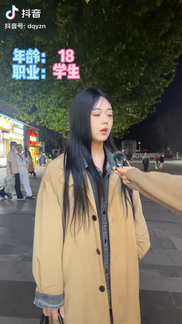 video-poster
