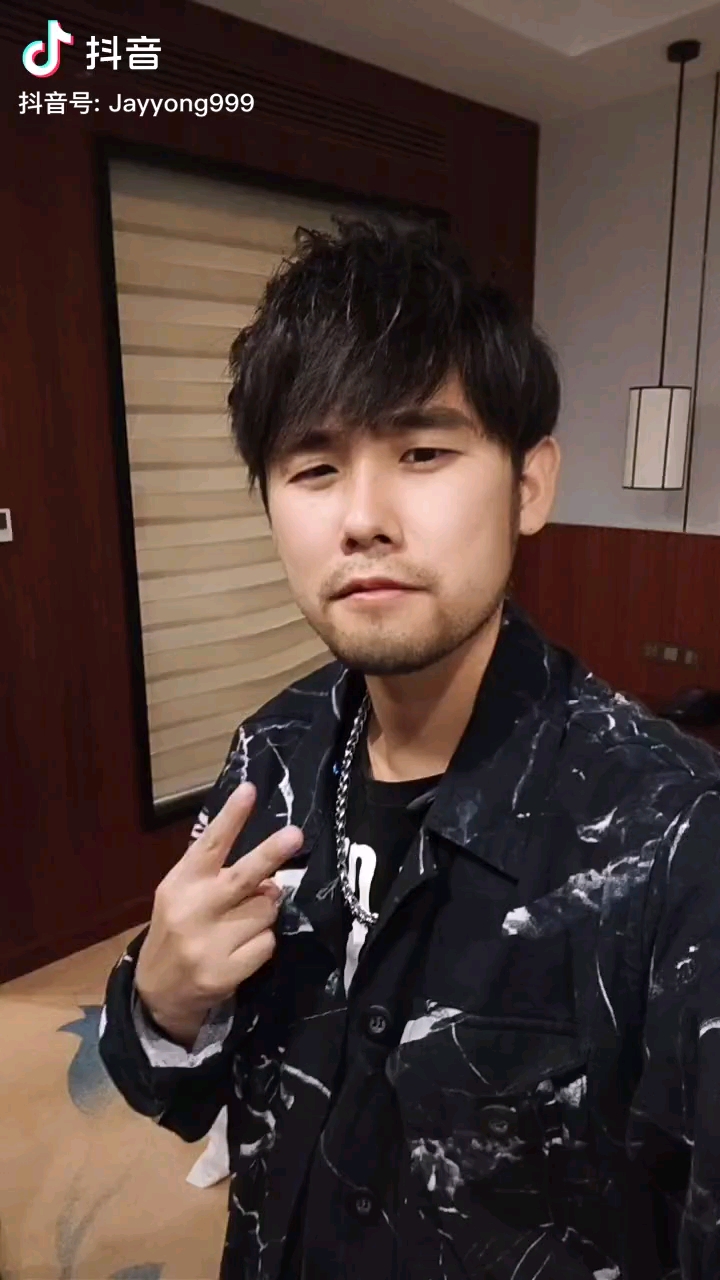 雍杰伦太像周杰伦了吧 - 虎扑社区