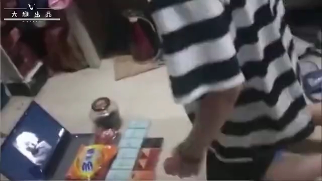 video-poster