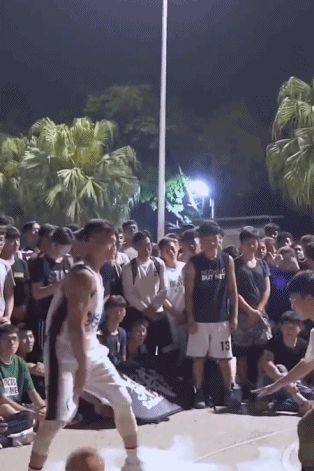 「野球帝」经常被掏球?要护球手干嘛?