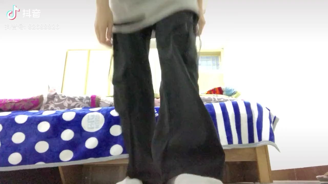 video-poster