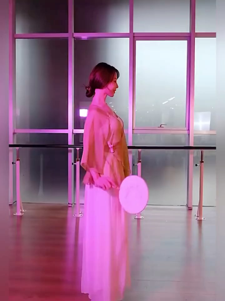 video-poster