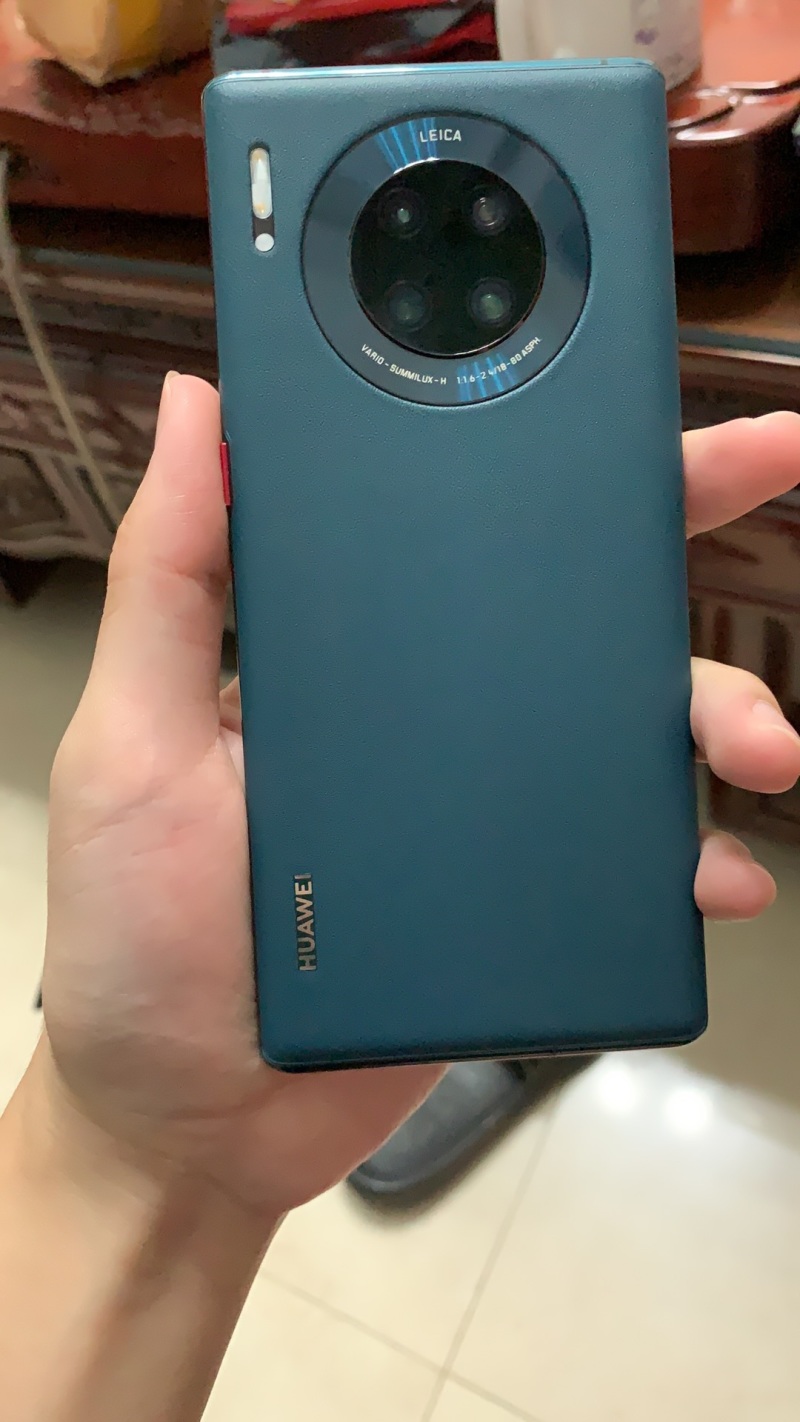 新到手华为mate30pro这样正常吗?