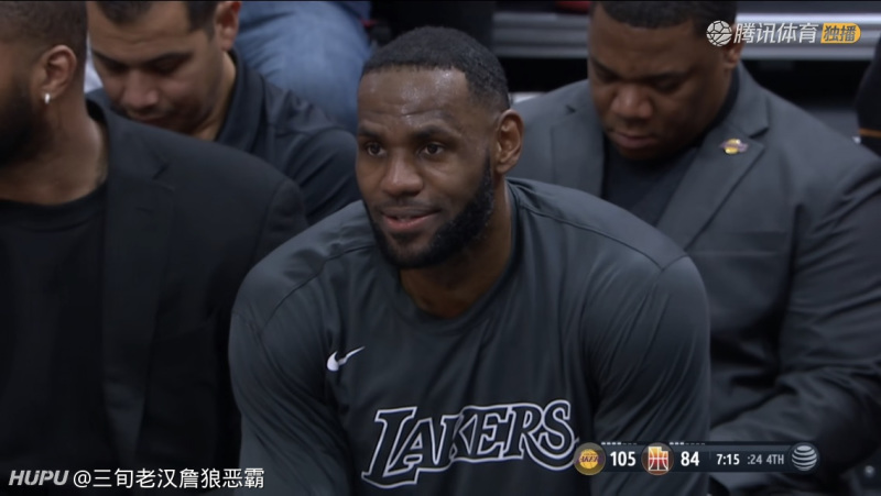 浓眉他不高兴啊不高兴 虎扑