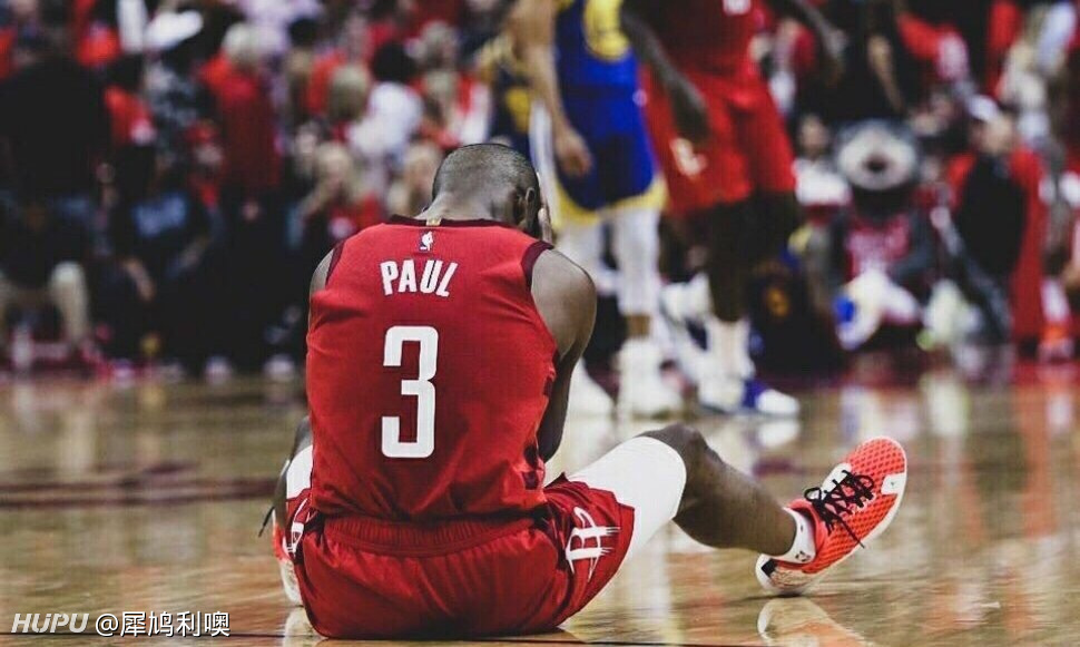 大家有没有克里斯保罗的头像最好要忧郁式的