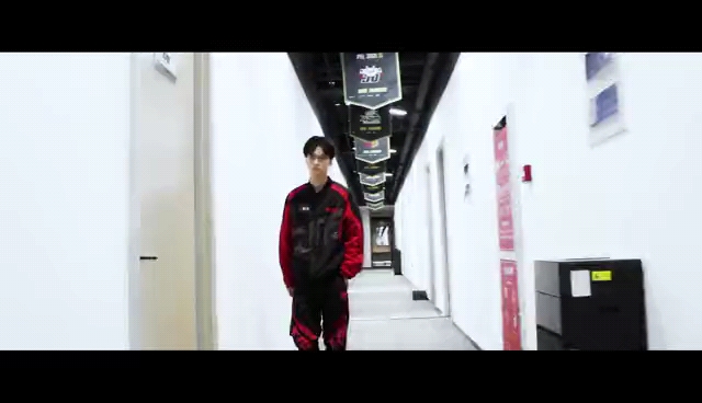 video-poster