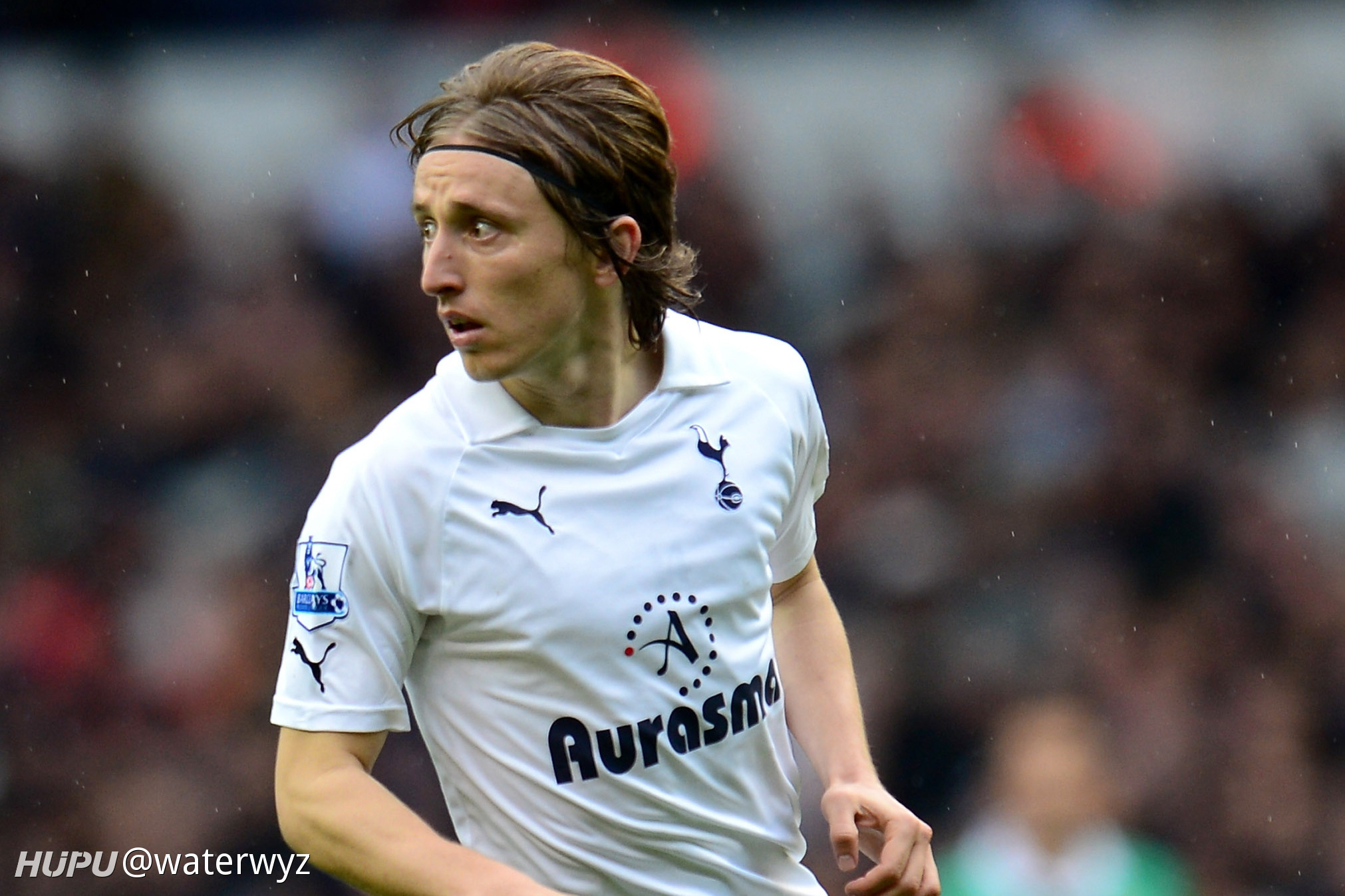 托特纳姆热刺139岁生日快乐你是因为谁爱上这支球队的