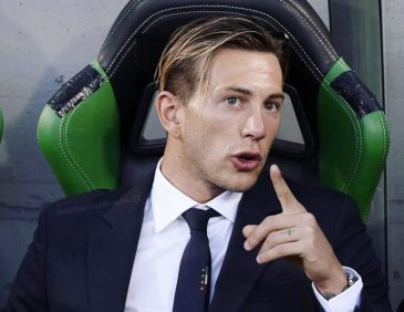 兄弟们,求亿张贝尔纳代斯基的帅照