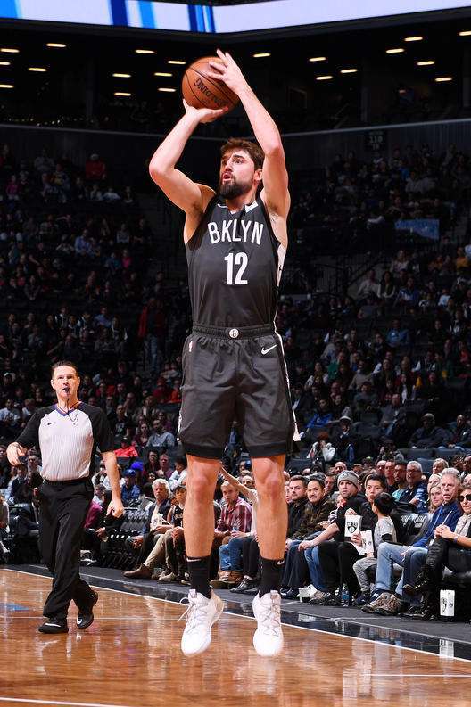 [话题团]三分王迷失!乔哈里斯系列赛连续13次外线出手不中