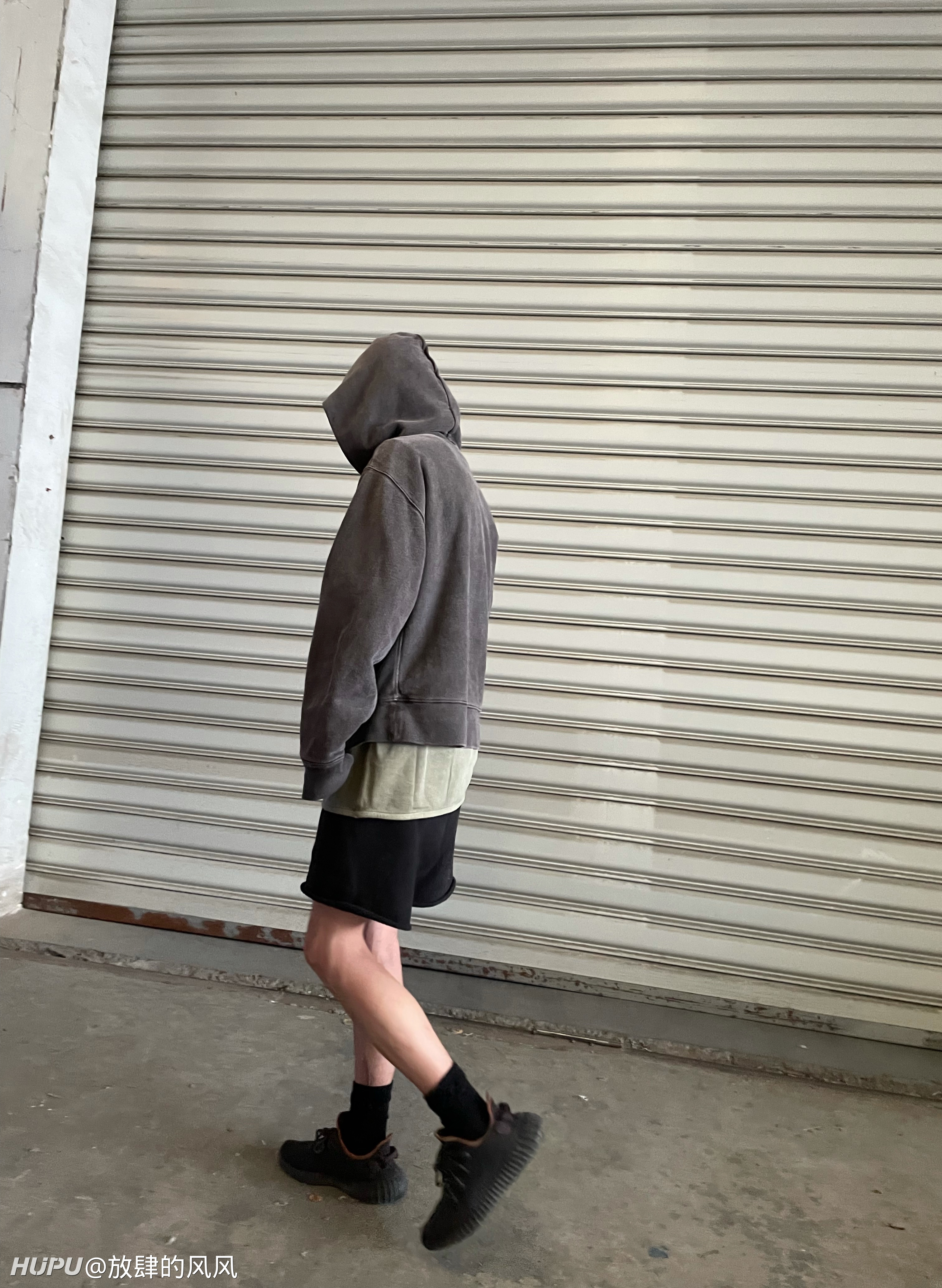 yeezyseason穿搭分享看看拉不拉