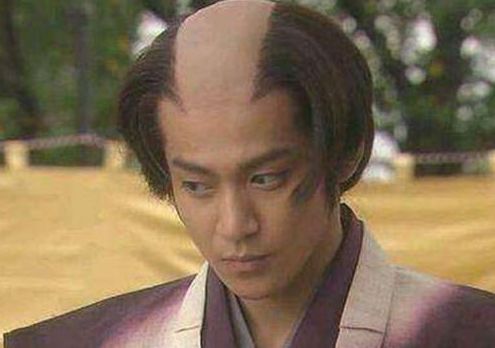 小栗旬 木村拓哉 堺雅人都扛不住的月代头 有谁能扛得住 虎扑