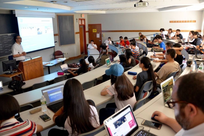 你们大学允许带笔记本电脑上课吗?