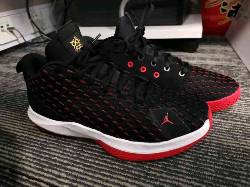 保罗12代,应该会是双实战神鞋