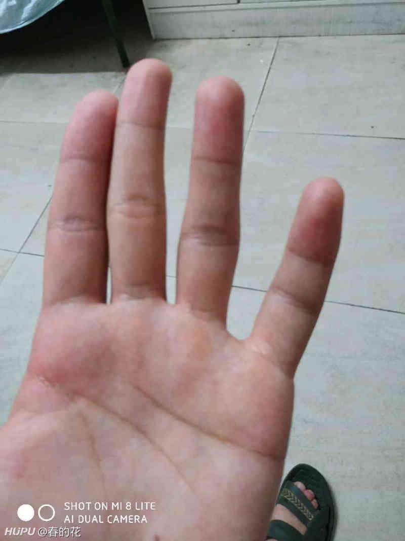 铁汁们手指第一次戳到篮球时心里在想什么?