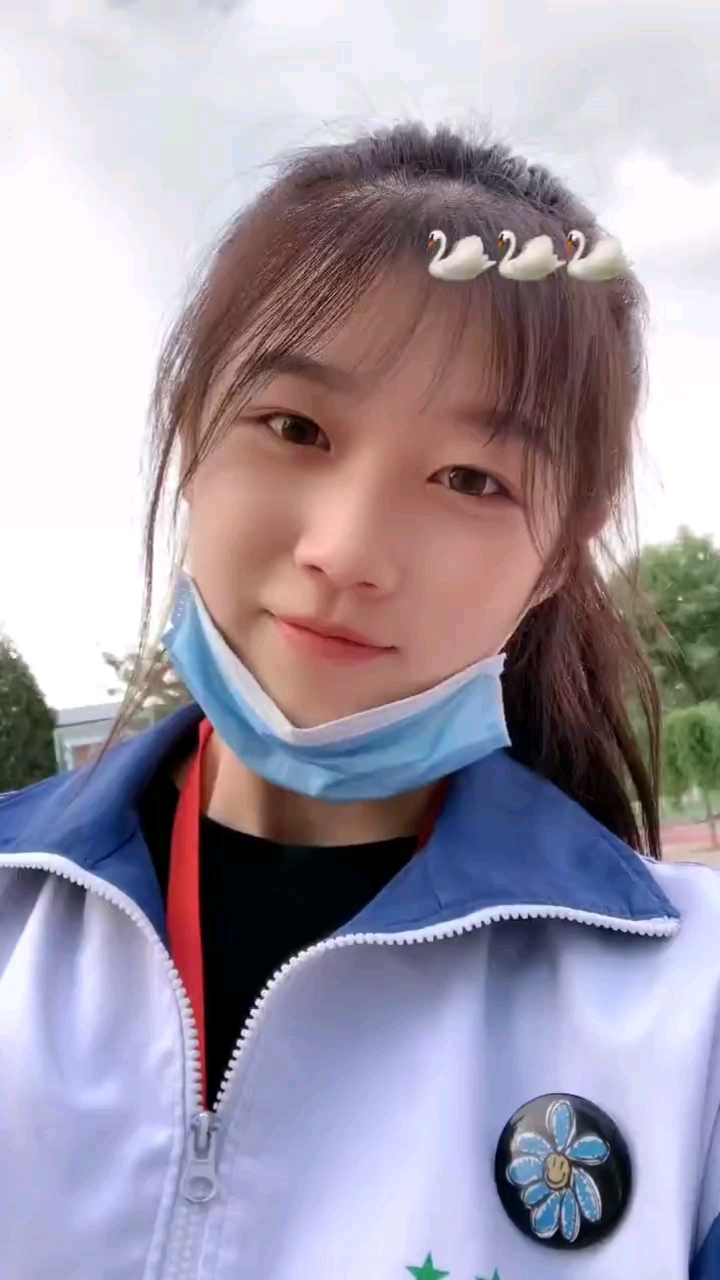 这样的高中生妹妹不算漂亮但是有没有心动