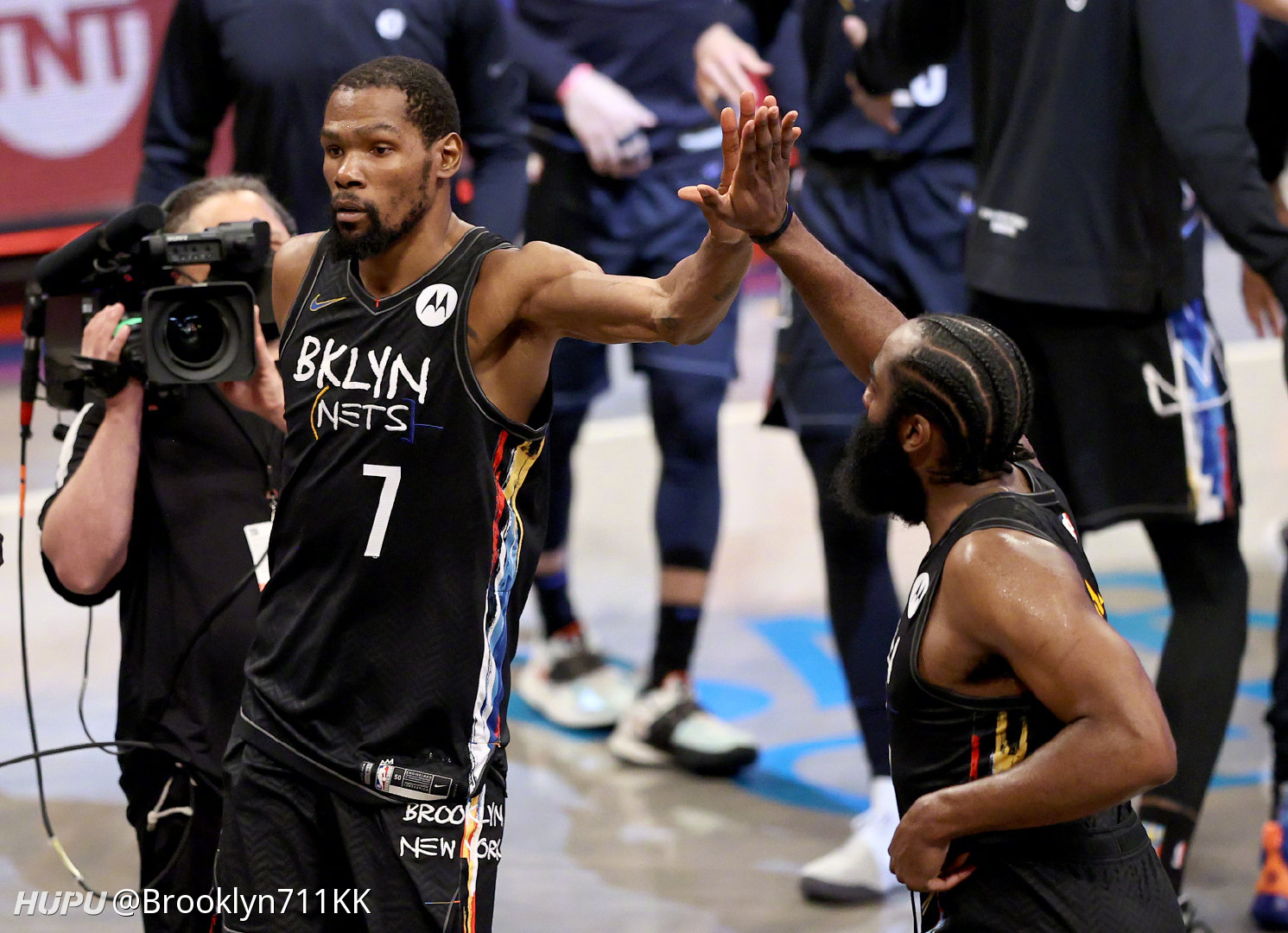 季后赛r2g7热线雄鹿vs篮网生死抢七