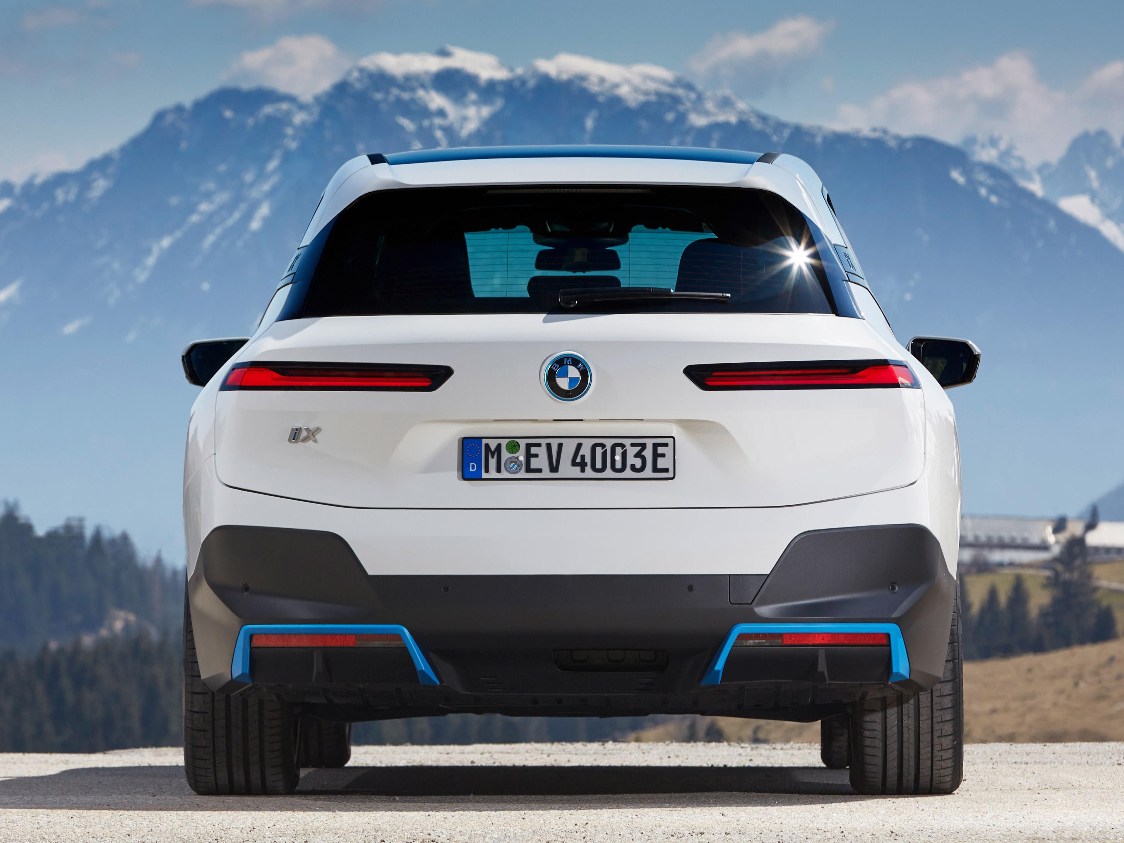 宝马新的电车设计语言未来感蛮强的