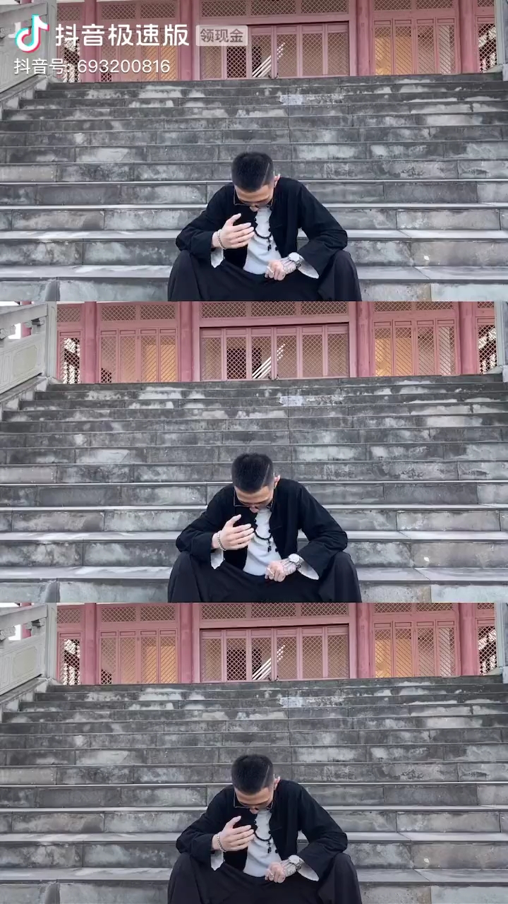 video-poster