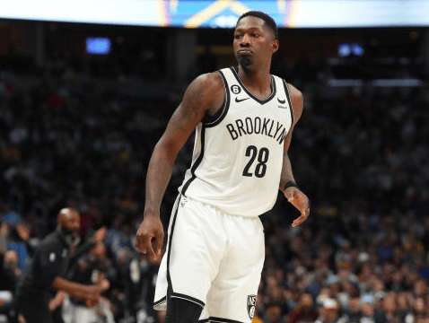 流言板多里安芬尼史密斯大概率可以出战明日对魔术