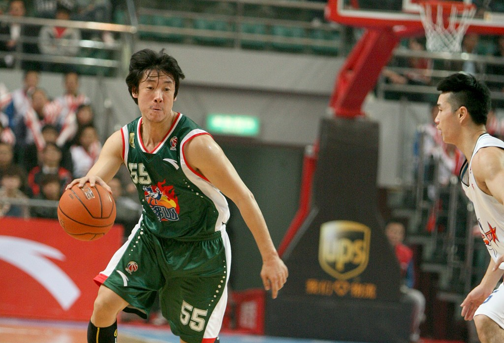 李克谈职业与业余打篮球有很多种方式首先是热爱